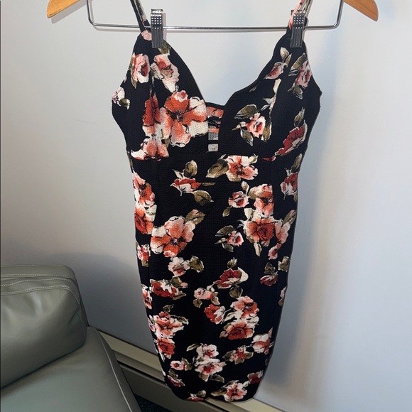 Black Floral Midi Dress with Rose Print - Picture 3 of 6
